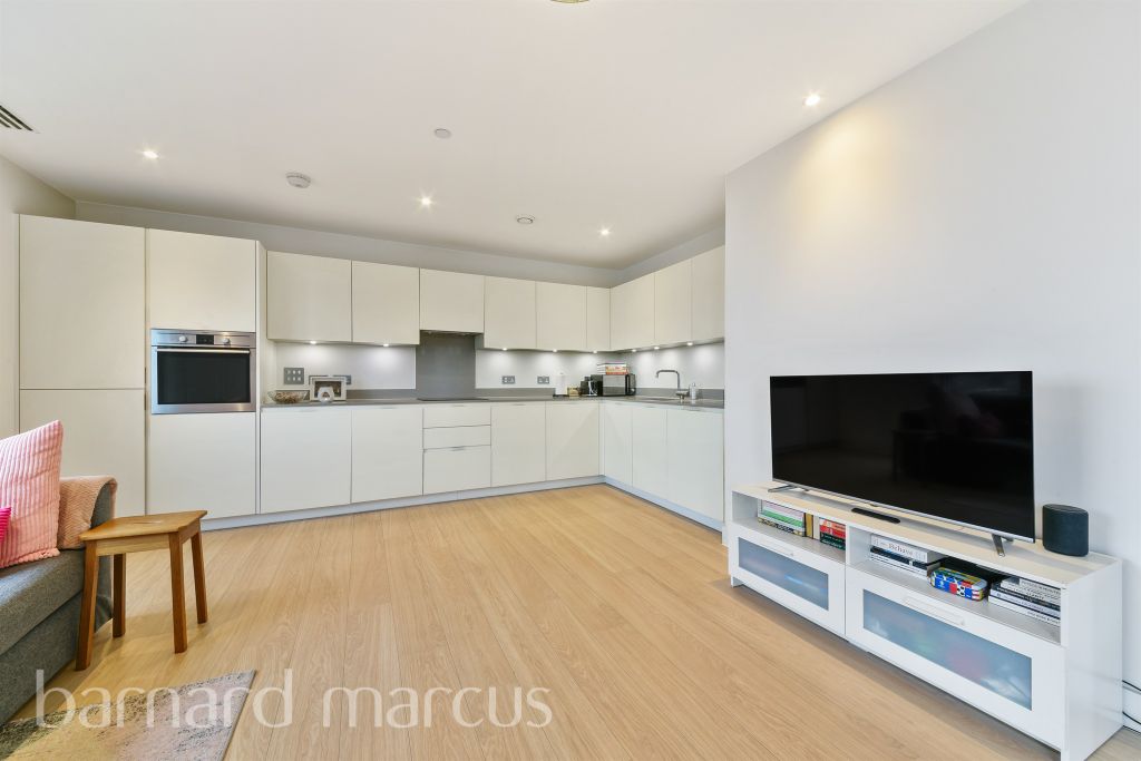 Property photo 2 of 8 Image