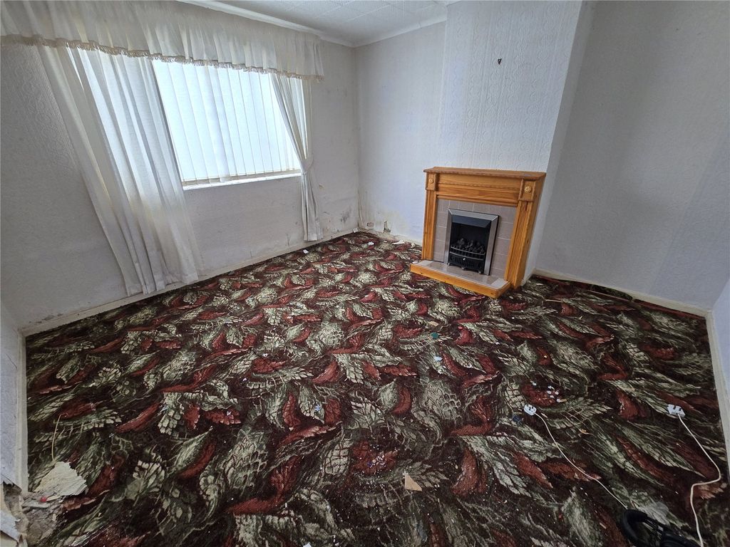 Property photo 2 of 14 Picture No. 13