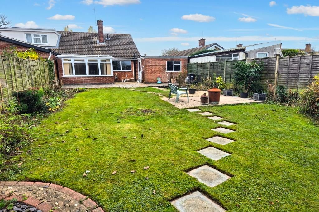 Property photo 3 of 15 Garden