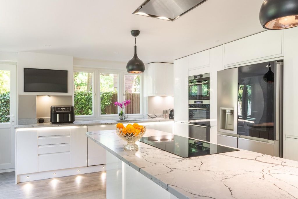 Property photo 2 of 35 Silver Birches-12.Jpg