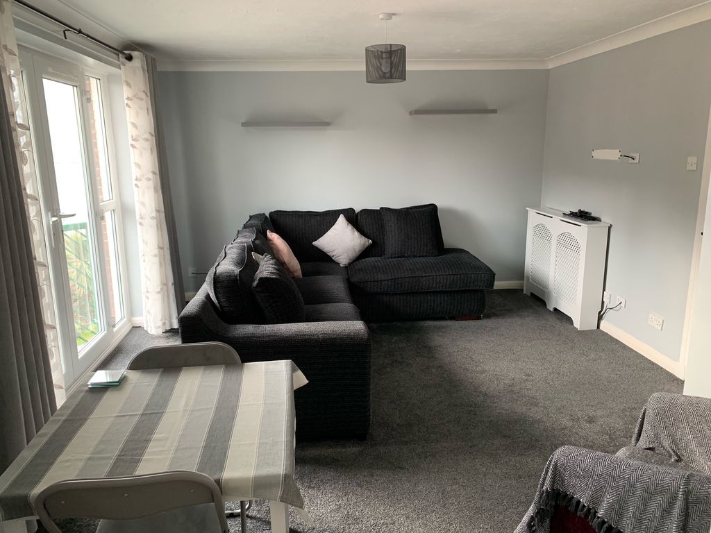 Property photo 3 of 11