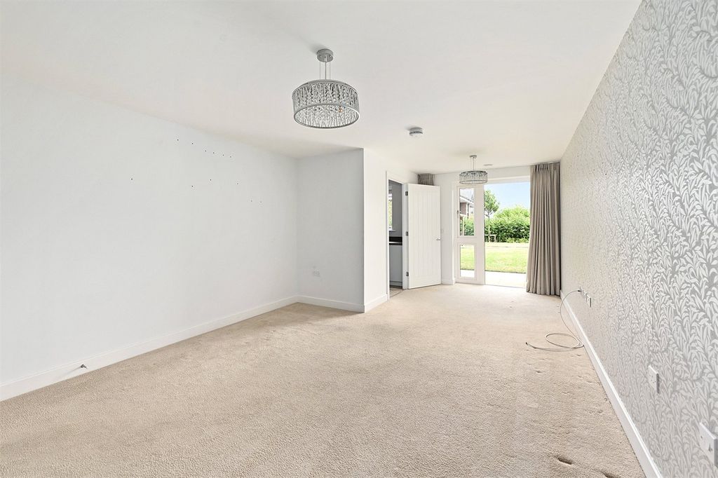 Property photo 2 of 15 Picture No. 05
