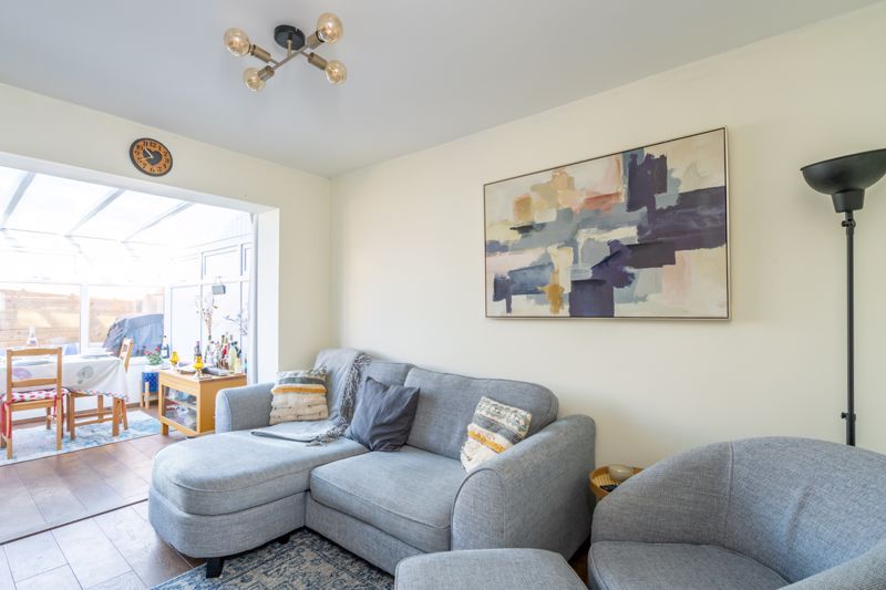 Property photo 3 of 15 Photo 6