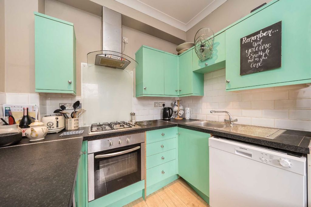 Property photo 2 of 5