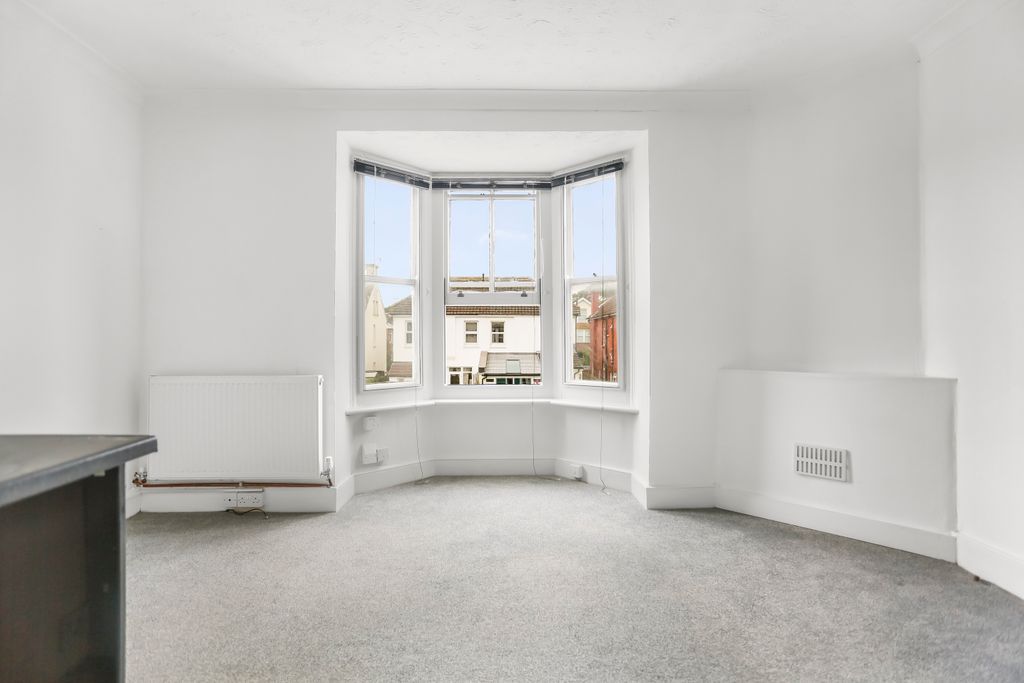 Property photo 2 of 15 296A4883