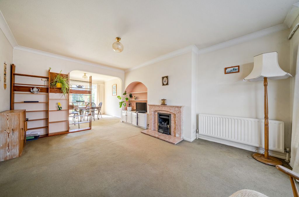 Property photo 3 of 12 1449047-1-69F20c9...