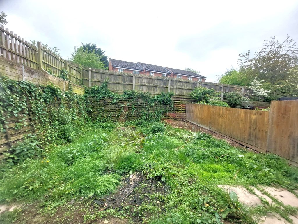 Property photo 2 of 7