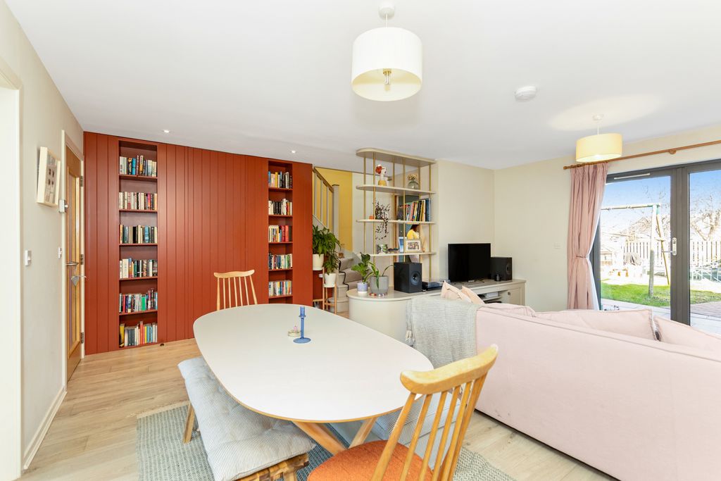 Property photo 3 of 18 Property Image 3
