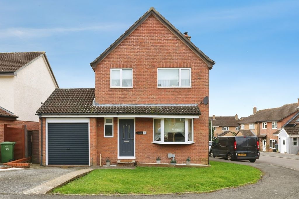 Property photo 1 of 19