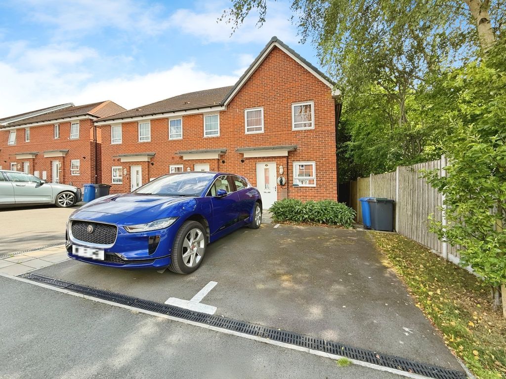 Property photo 1 of 14 Picture No. 02