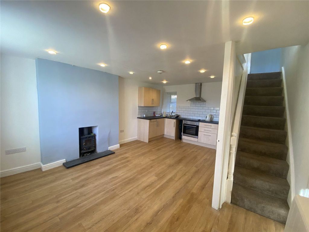 Property photo 3 of 17 Picture No. 05