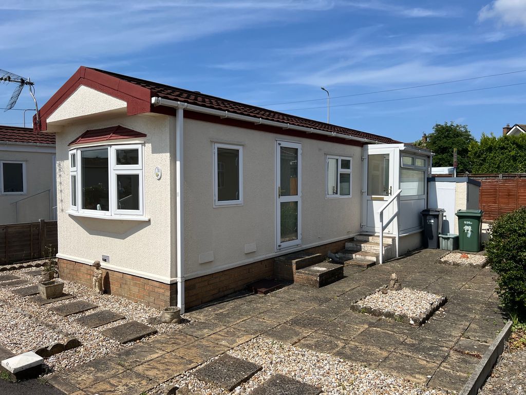 Property photo 1 of 17 Img_7381