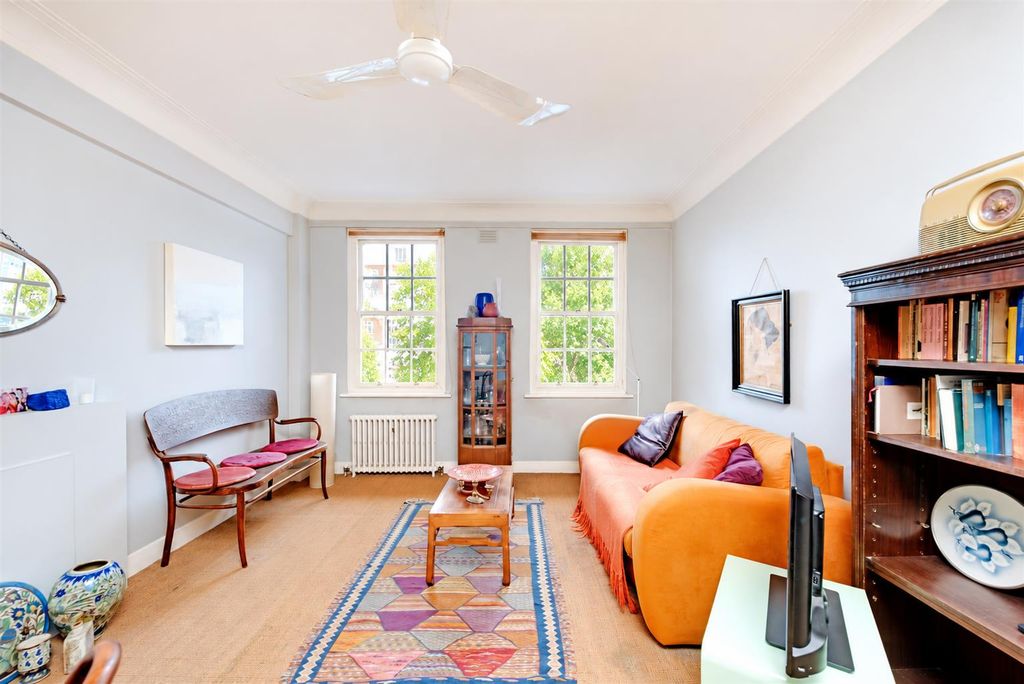 Property photo 2 of 10 Living_Room3.Jpg