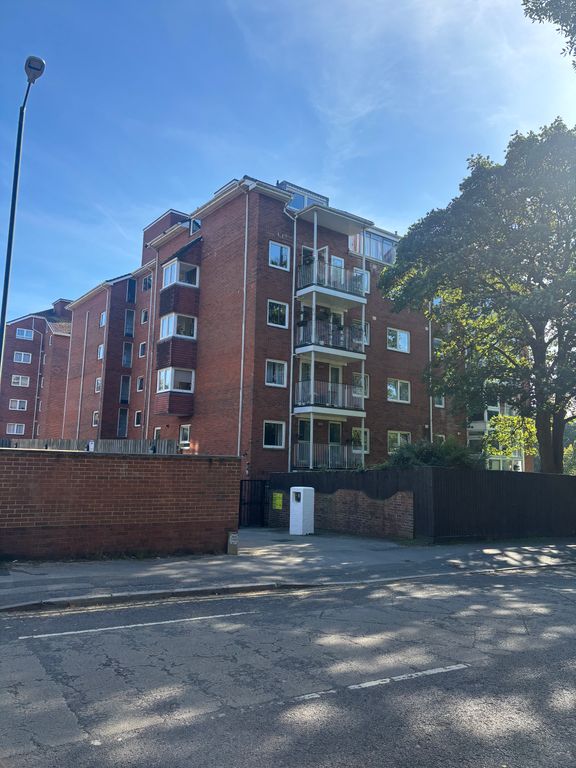 Property photo 1 of 18