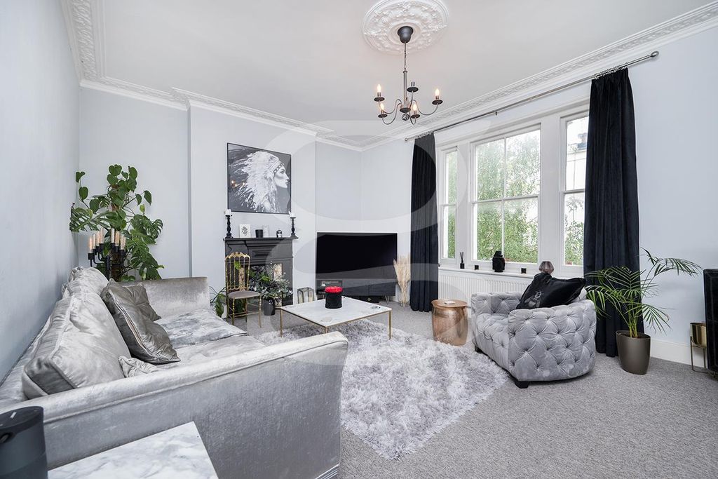 Property photo 1 of 14 W02.Jpg