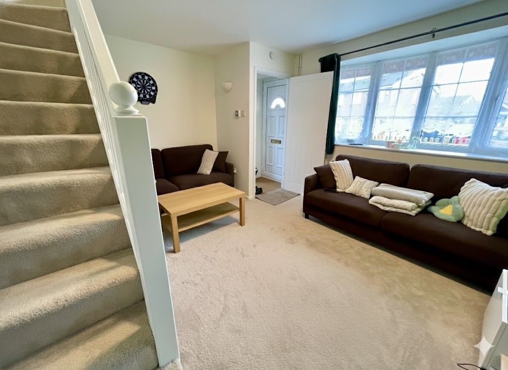 Property photo 3 of 8 4688713