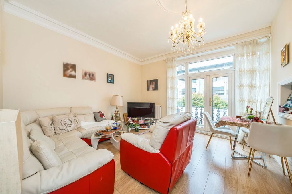 Property photo 2 of 7