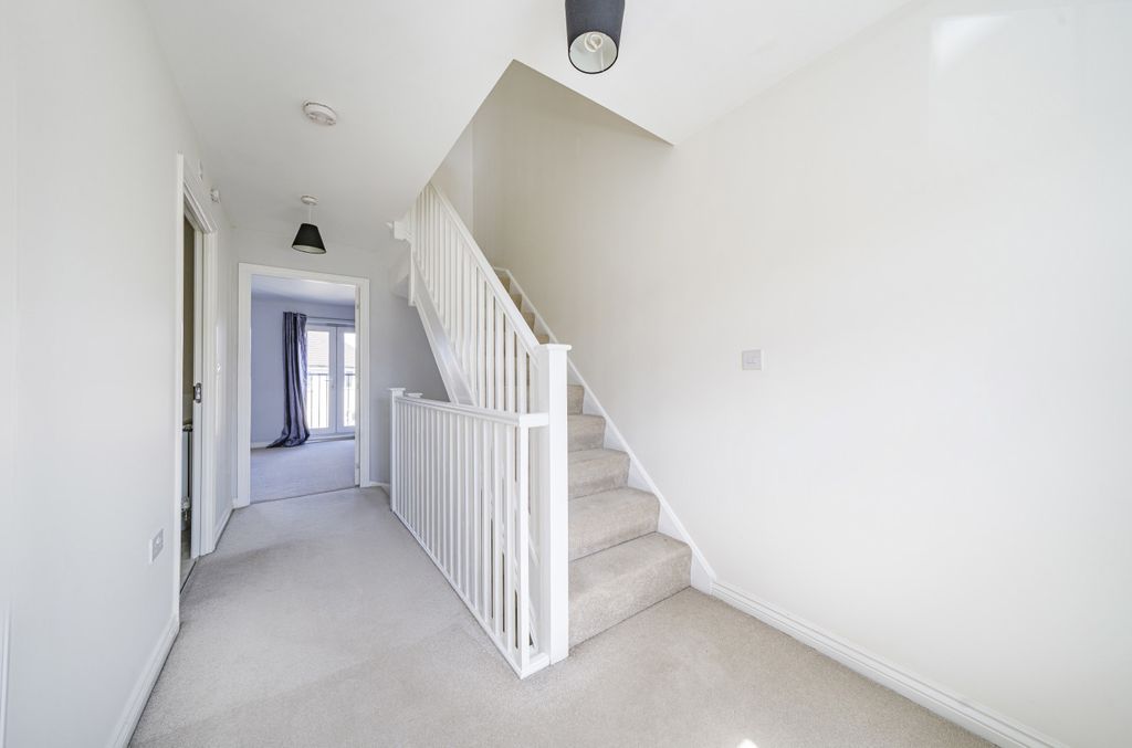Property photo 3 of 16 Hallway