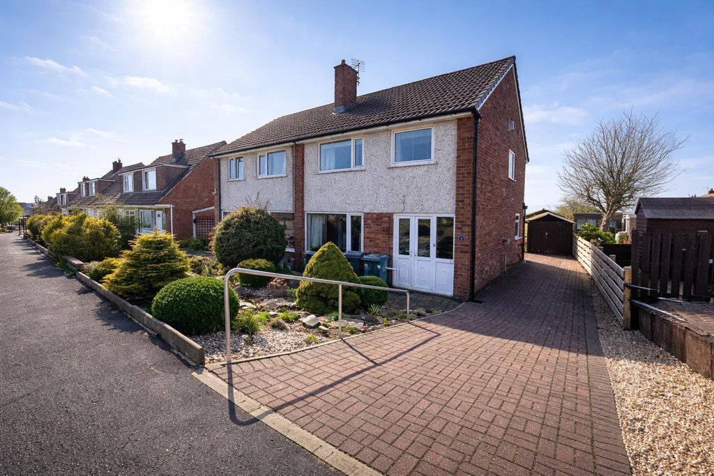 Property photo 1 of 24 Front.Jpeg