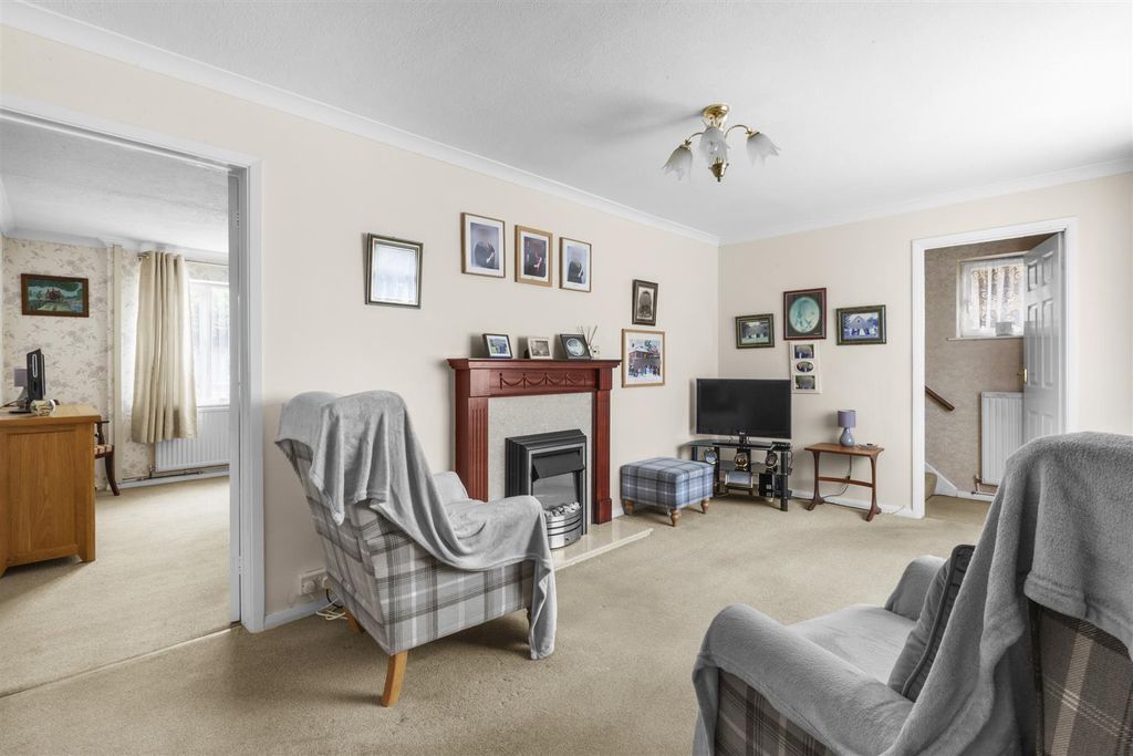 Property photo 2 of 15