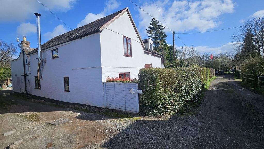 Property photo 3 of 84