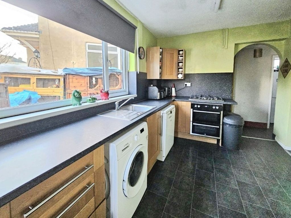 Property photo 2 of 21 Pbox-Img.Jpg