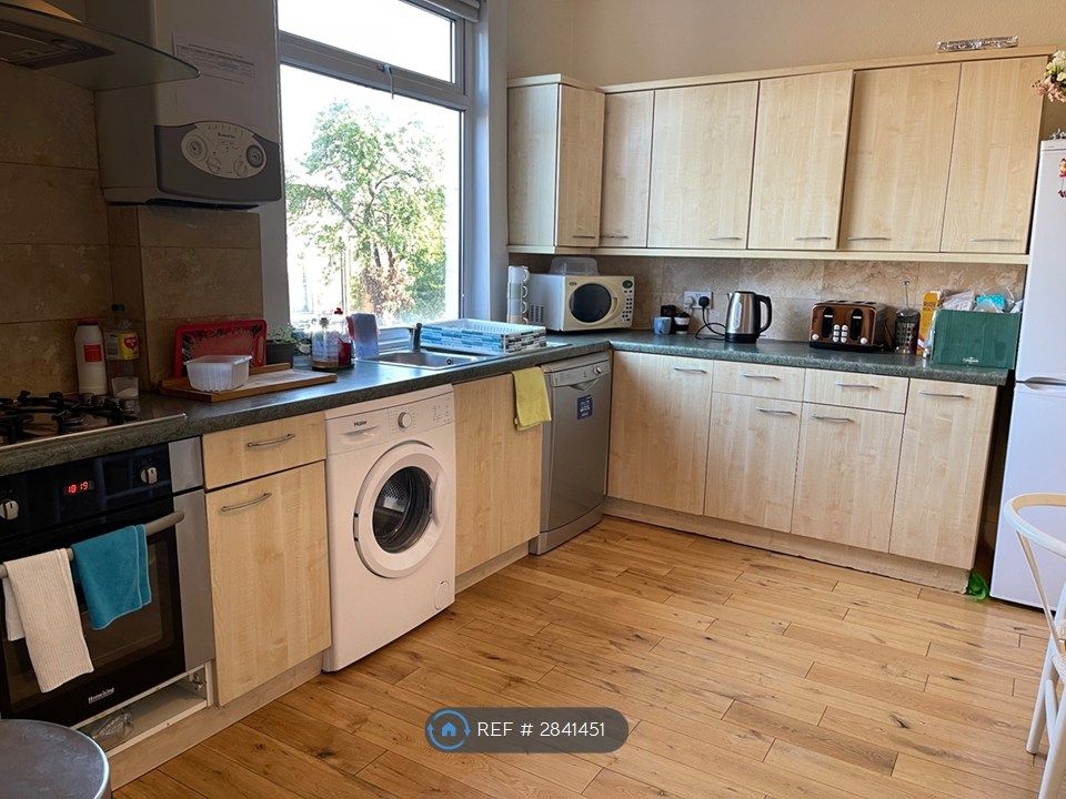 Property photo 3 of 24