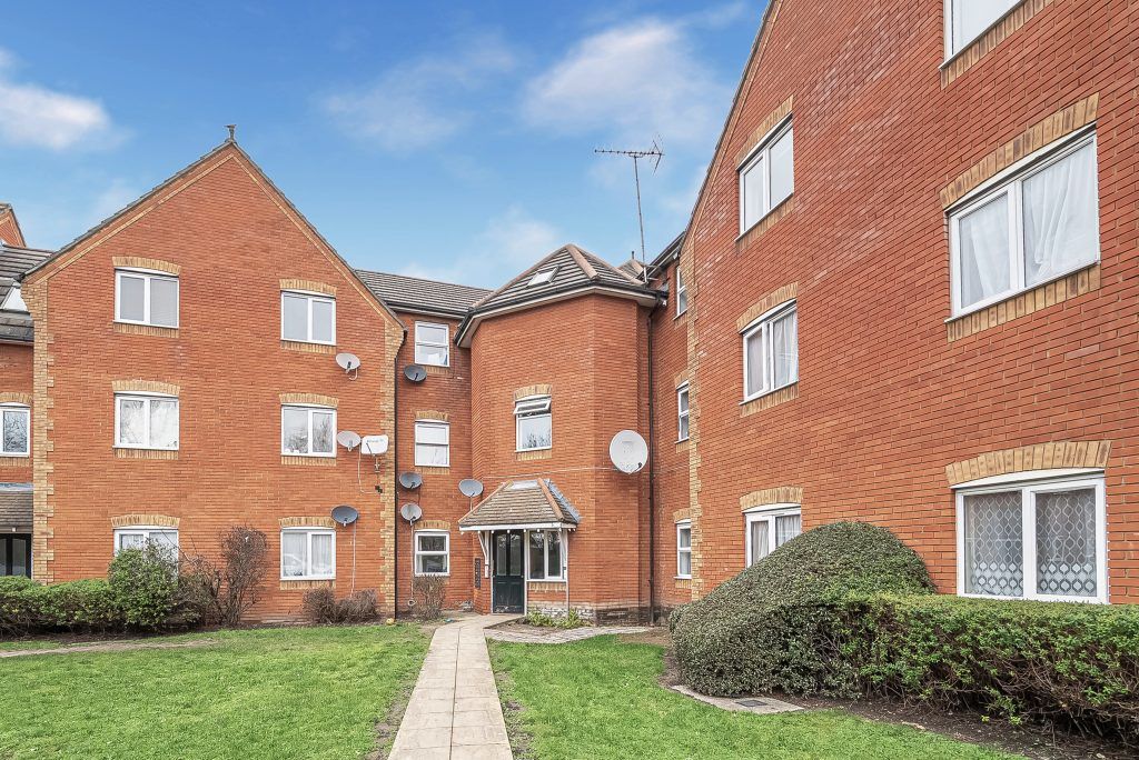 Property photo 1 of 12