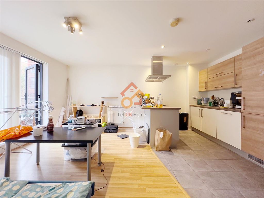 Property photo 3 of 24 ????_2025-10-31_122809_059.Jpg