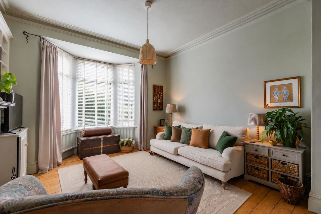Property photo 2 of 32 B8055A85-746E-4919-A4d1-97F0734A8d02.Png