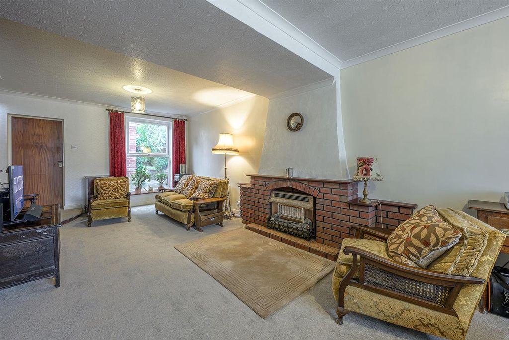 Property photo 3 of 26