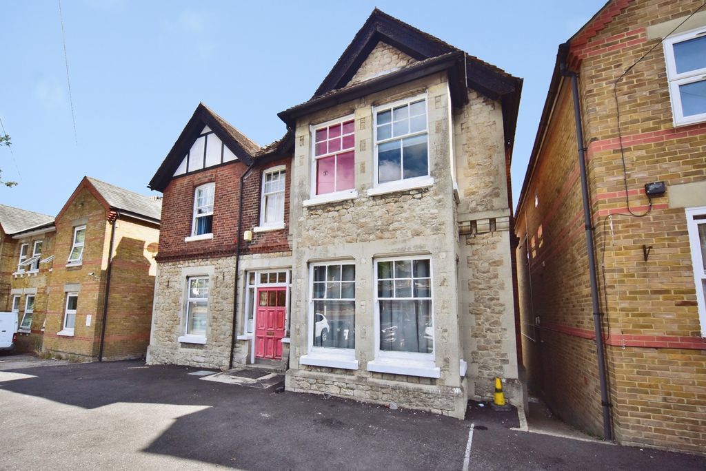 Property photo 1 of 18 Pbox-Img.Jpg