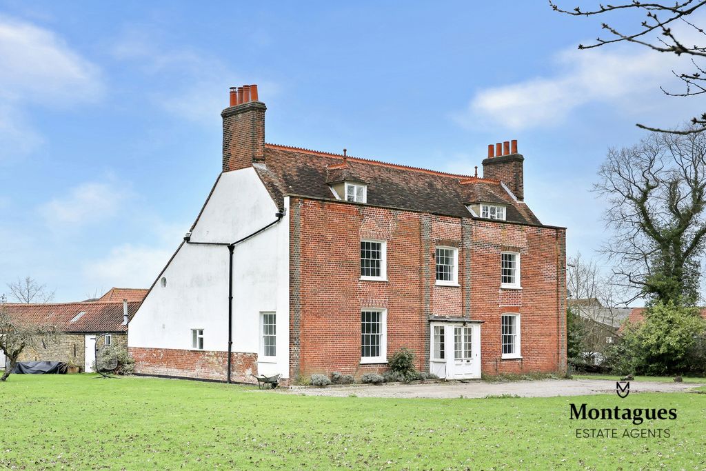 Property photo 1 of 41 Photo 29