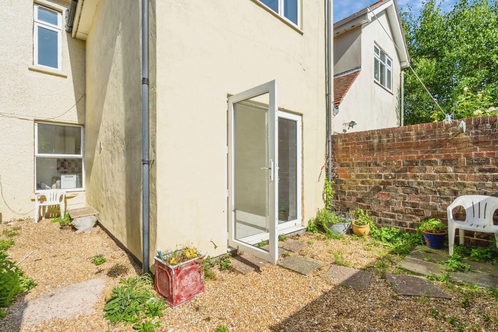 Property photo 2 of 15 Pbox-Img.Jpg