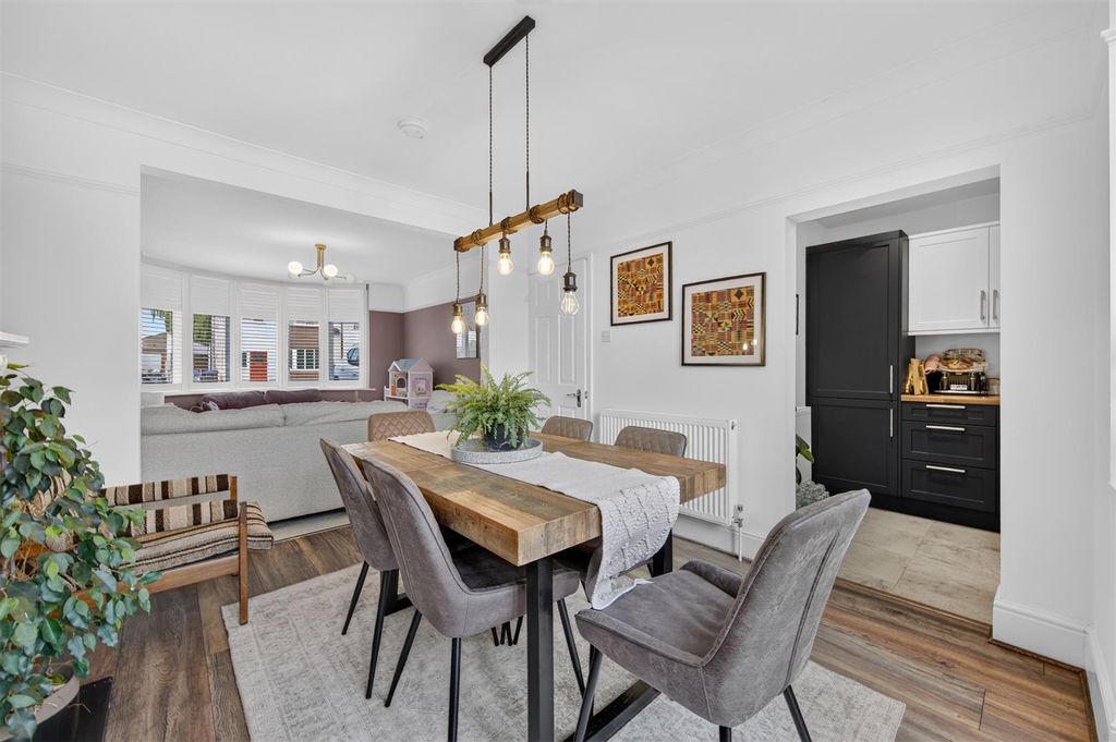 Property photo 3 of 18 20Whitehillswayweb24.Jpg