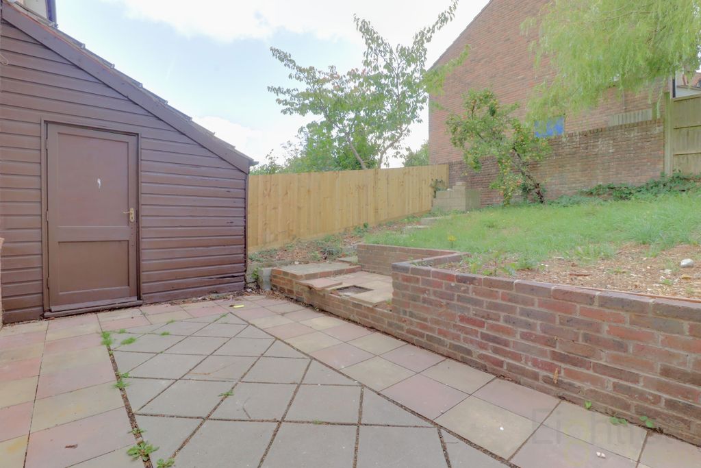 Property photo 2 of 16 Rear Garden