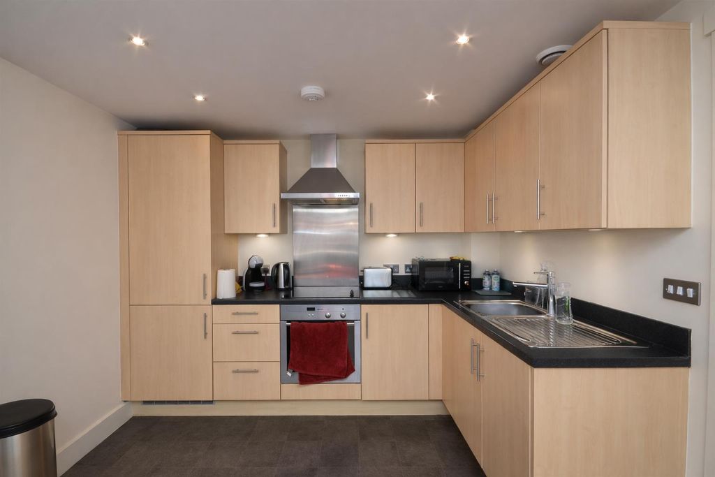 Property photo 2 of 6 Chatgpt Image Apr 16, 2026, 04_46_54 Pm.Png