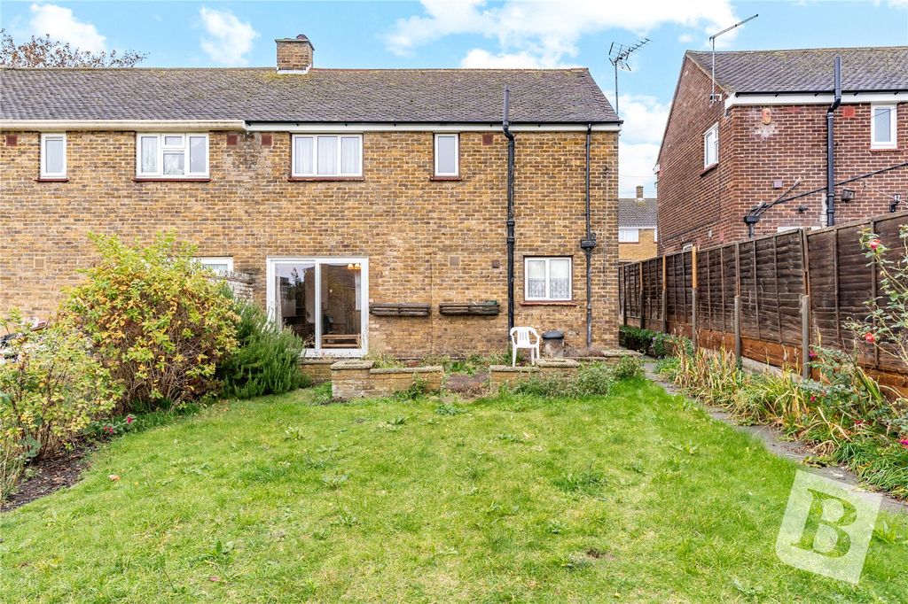 Property photo 3 of 15 Picture No. 01