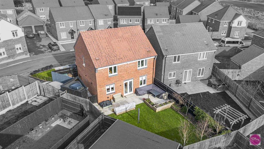 Property photo 3 of 39 Dji_0421-1.Jpg