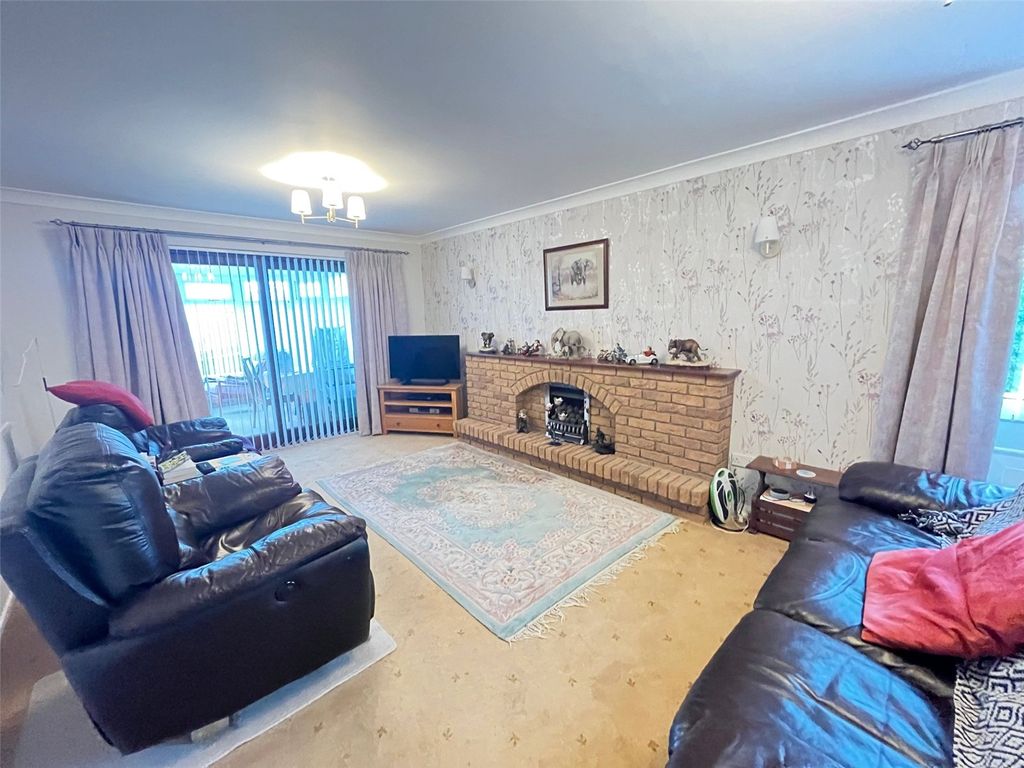 Property photo 2 of 38 Picture No. 40