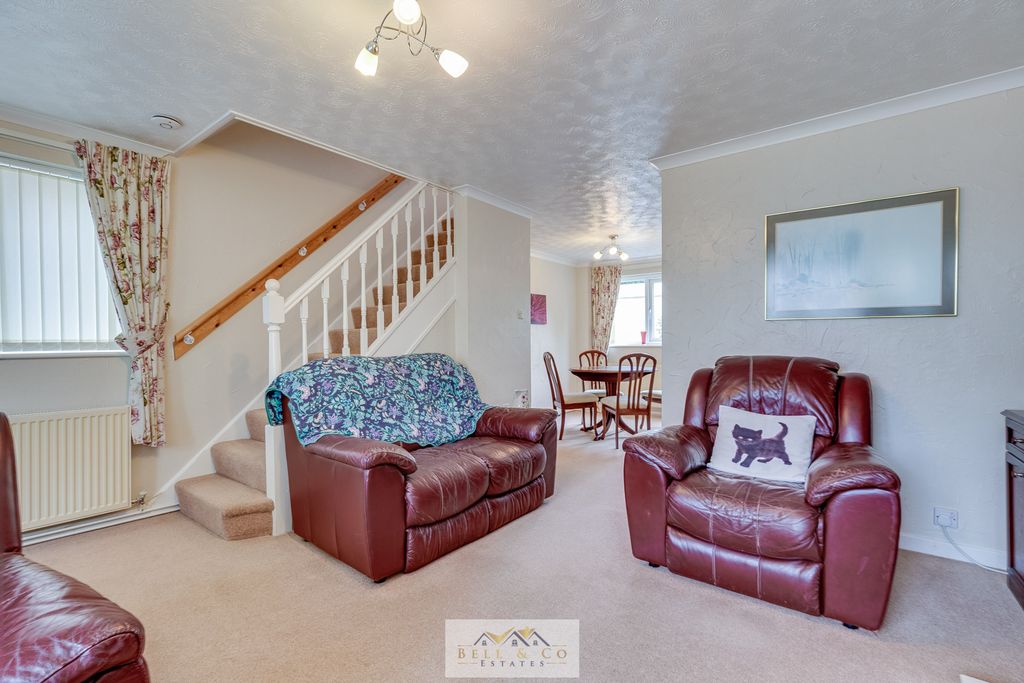 Property photo 3 of 19