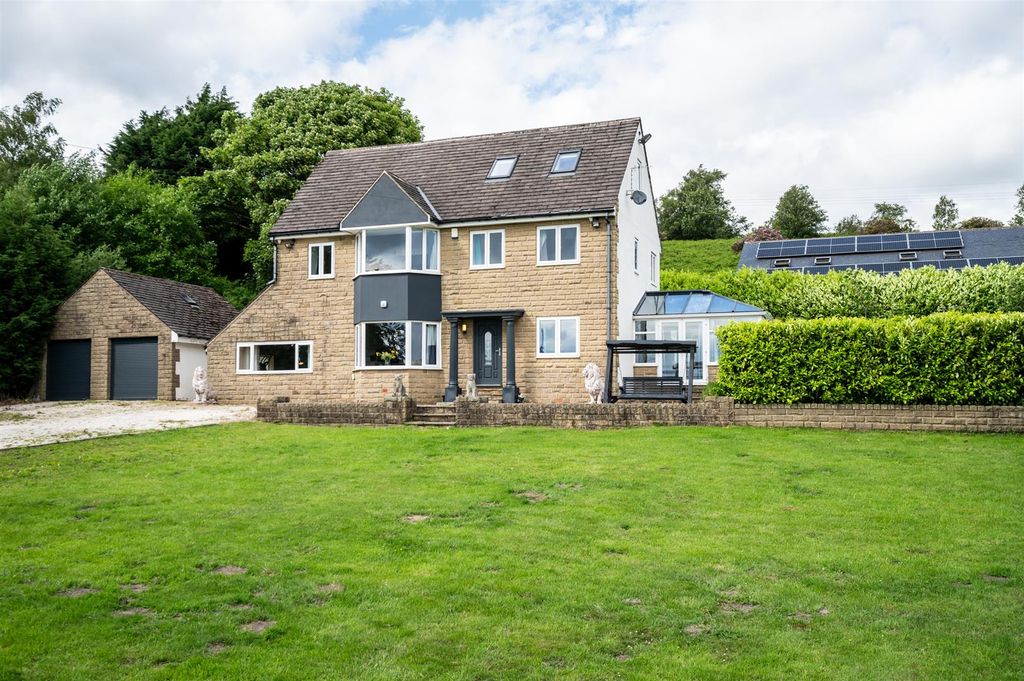 Property photo 1 of 46 Exterior And Gardens