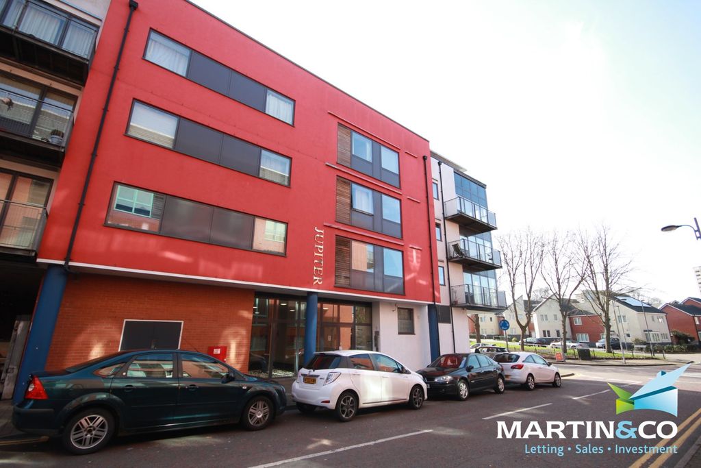 Property photo 1 of 9