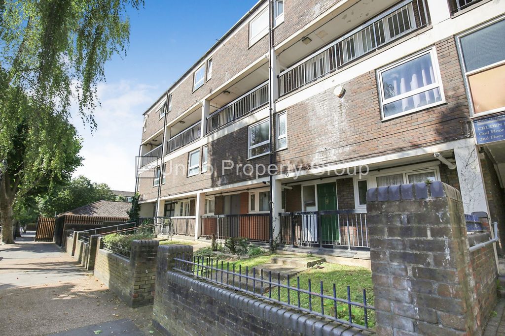 Property photo 1 of 12