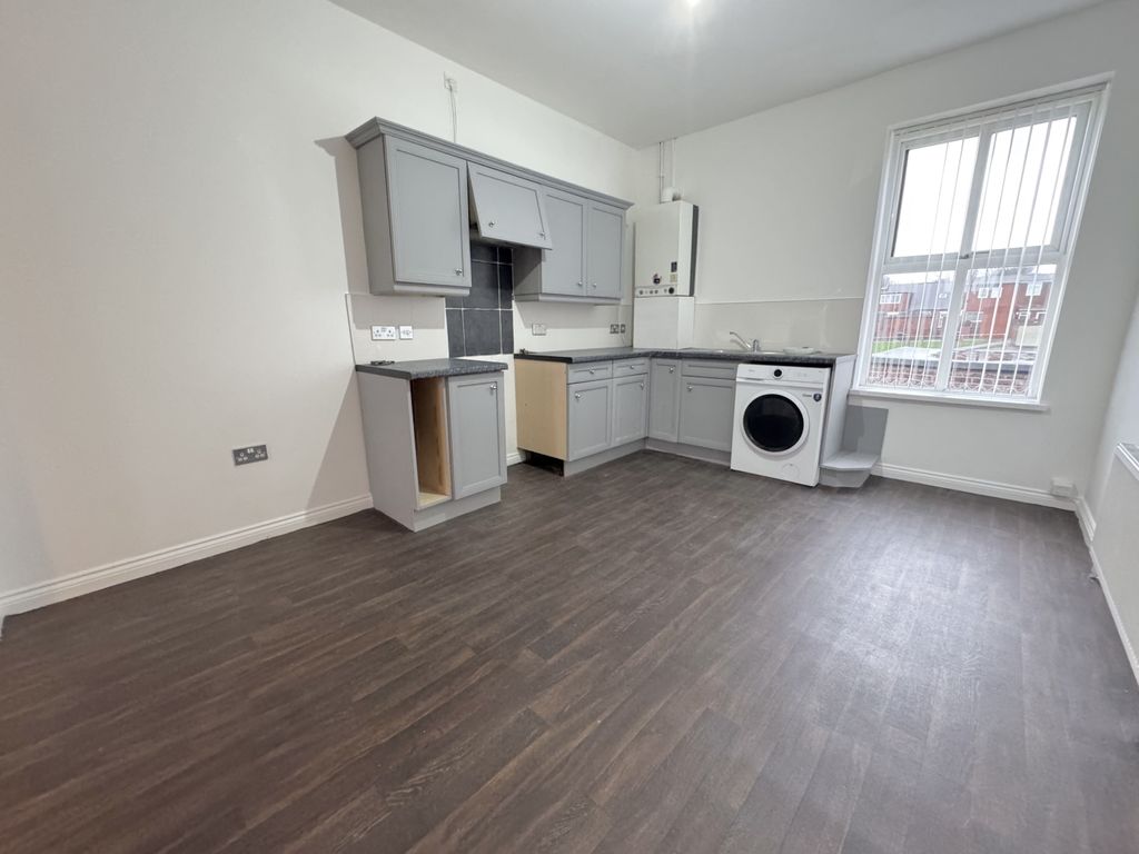 Property photo 3 of 15 Img_7072