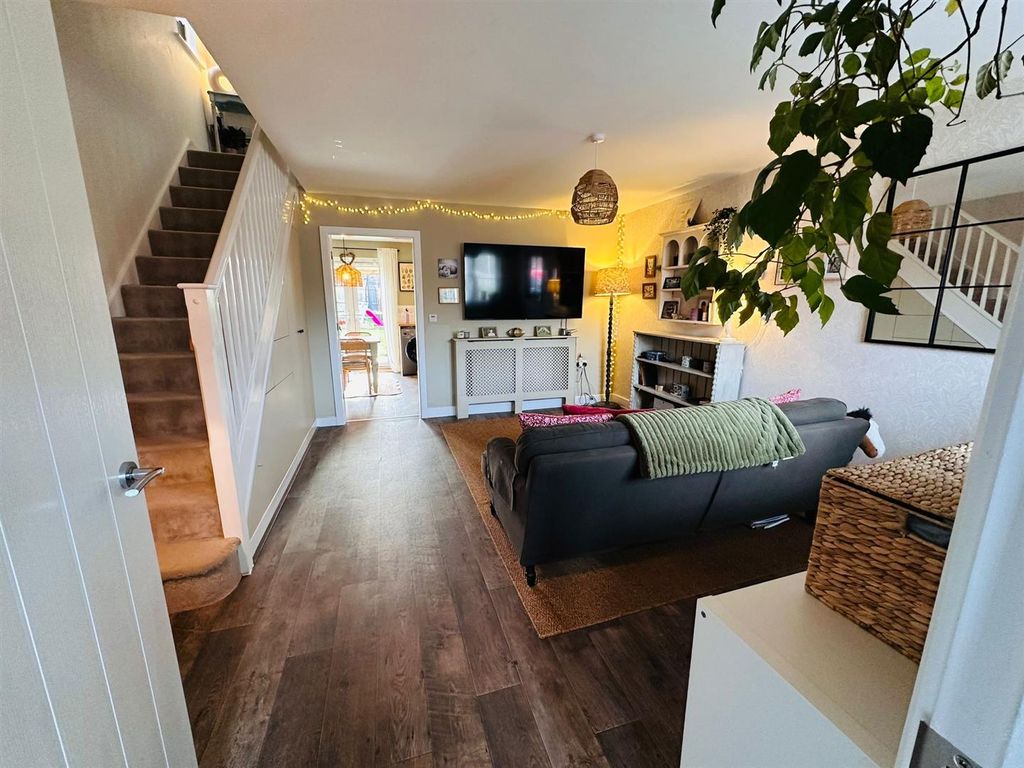 Property photo 3 of 20 F5A7Ced8-A629-45d7-B7Fd-c0740Bd5154d.Jpg