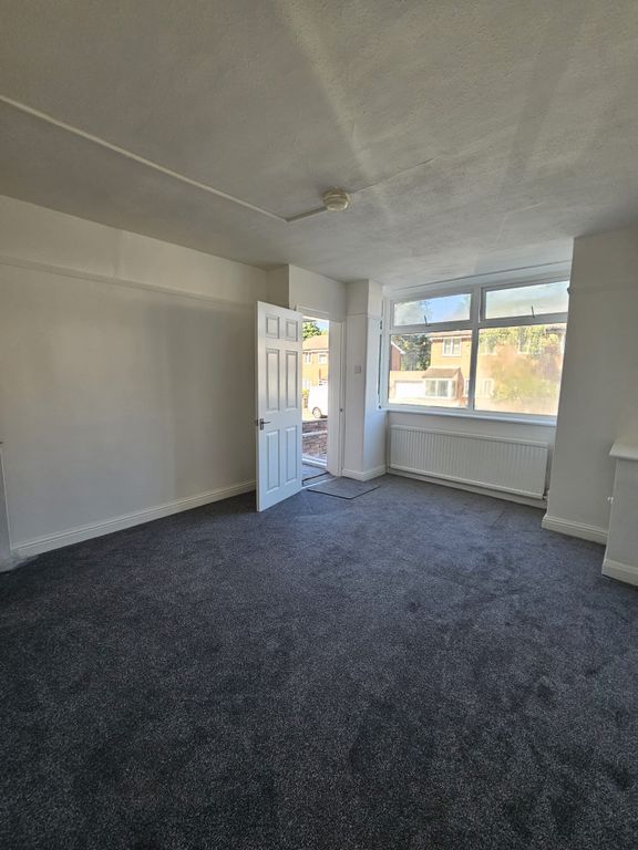 Property photo 2 of 13 Photo 1