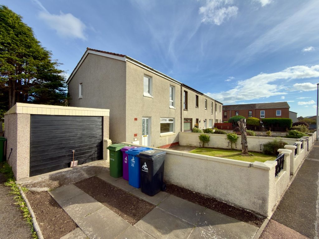 Property photo 2 of 18