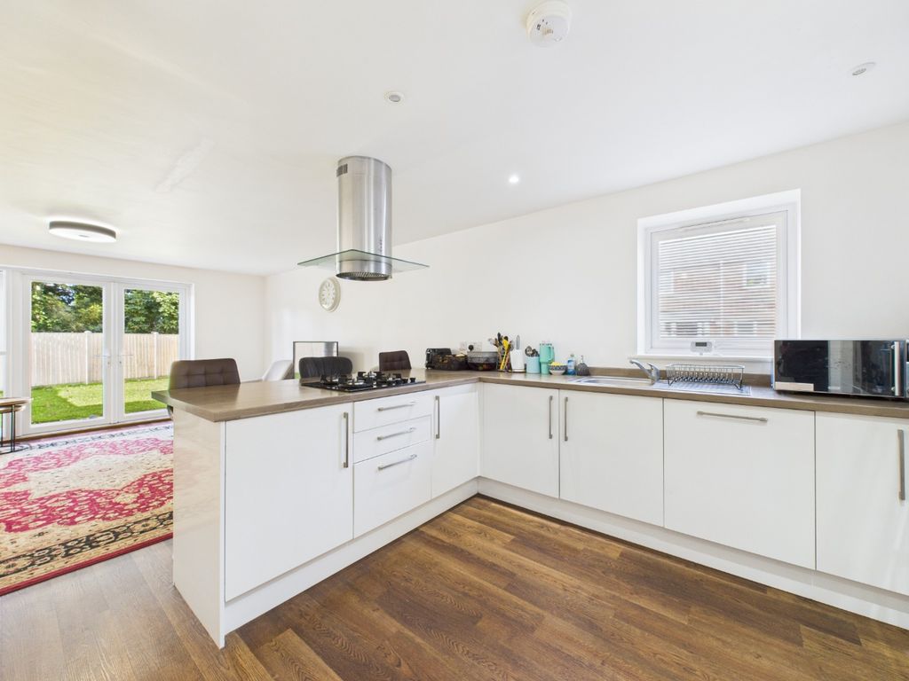 Property photo 2 of 12 4351754