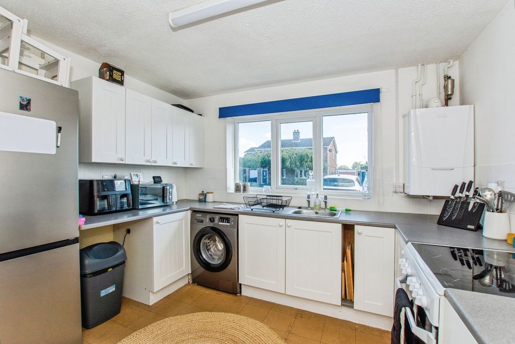 Property photo 2 of 11 Pbox-Img.Jpg